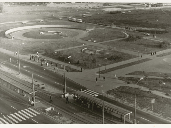 Ferdinand Milučký, Vojtech Remeň – Park Karola Šmidkeho v Bratislave. Diaľkový pohľad. 