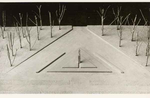 Ferdinand Milučký – Pomník Karola Šmidkeho v Bratislave. Model. 