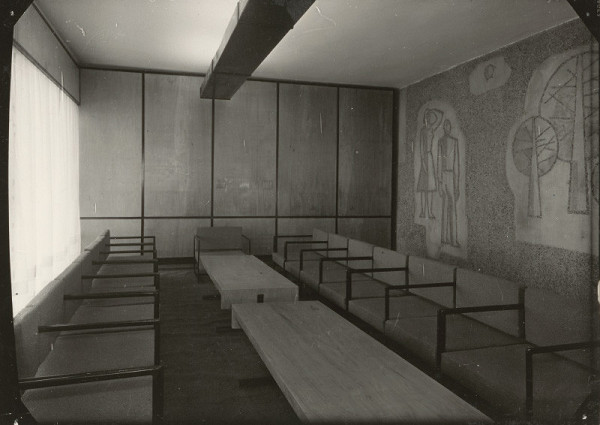 Ferdinand Milučký – Dom knihy na Krížnej ul. v Bratislave. Besedová miestnosť. 