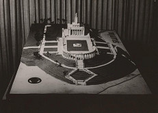 Ján Svetlík – Pamätník sovietskej armády na Slavíne v Bratislave. Model. 