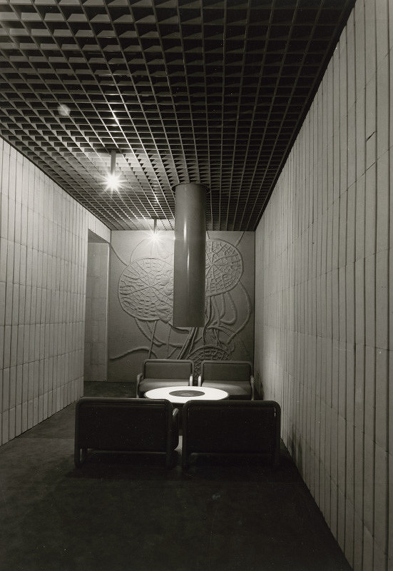 Ferdinand Milučký – Dom umenia v Piešťanoch. Foyer. 