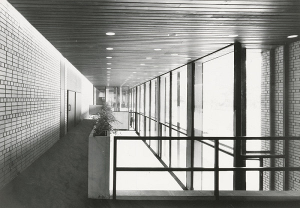 Ferdinand Milučký, Jozef Chovanec, Hilda Fialová – Spoločenský dom v Moskve. Interiér. 