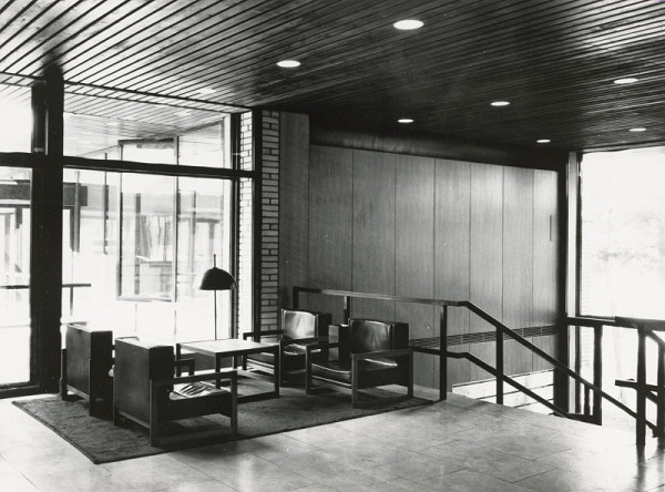 Ferdinand Milučký, Jozef Chovanec, Hilda Fialová – Spoločenský dom v Moskve. Interiér. 