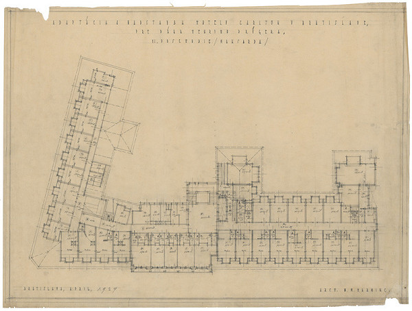 Milan Michal Harminc – Hotel Carlton-Savoy v Bratislave. Pôdorys 6. poschodia. M 1:100 (nezn.) 