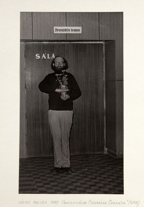 Július Koller – Univerzálna figurálna operácia (U.F.O.)  