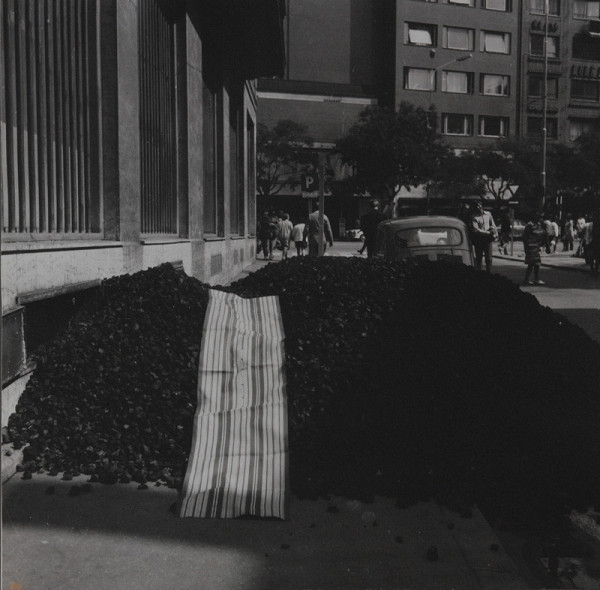 Július Koller – Kontakt III. 