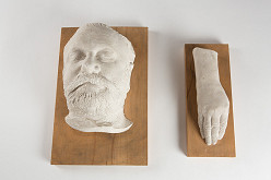 Pavol Tóth, Teodor Baník – Posmrtná maska a ruka akad. maliara prof. Jána Mudrocha 