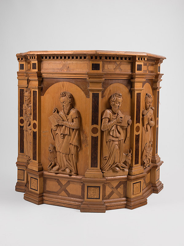 Neznámy rezbár – Parapet kazateľnice s postavami štyroch evanjelistov 