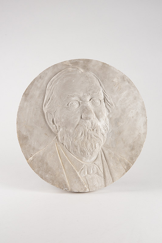 Jozef Pospíšil – Návrh portrétnej plakety 