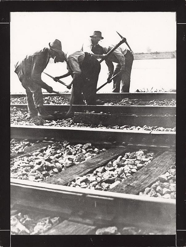 Irena Blühová – Workers on Railway (Seasonal workers. Railway Repairs)