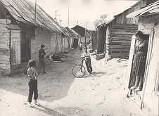 Pavol Breier – Rómska osada v Bardejove I. 