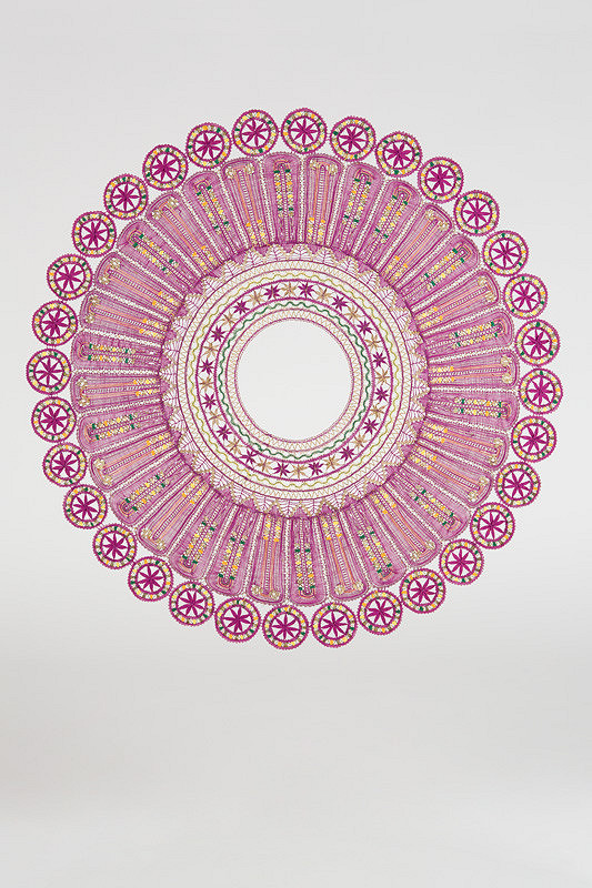 Elena Holéczyová – Karmínová pokrývka na spišský motív 