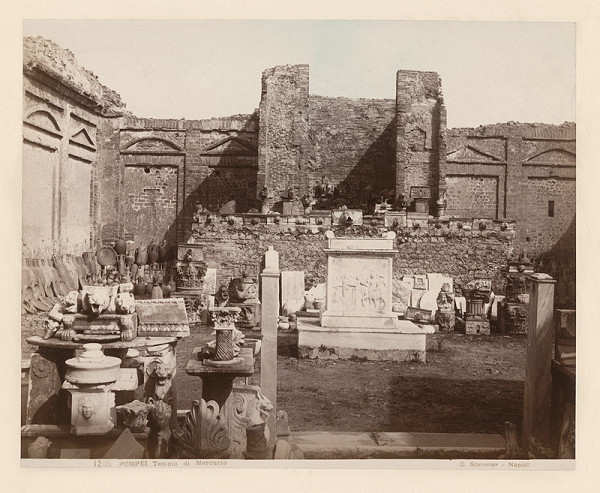 Giorgio Sommer – Pompeje. Chrám Merkúria (Tempio di Mercurio)