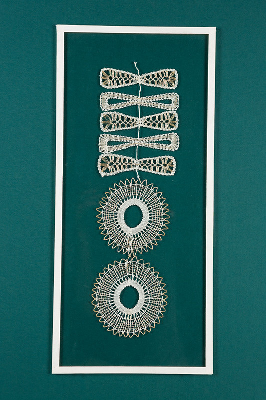 Elena Holéczyová – Rastlinný motív II. 