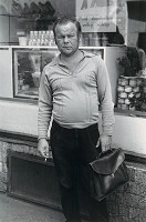 Juraj Bartoš – Obchodná ulica. Čakajúci 