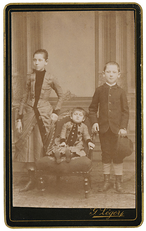 Gusztáv Löger – Skupinový portrét detí 