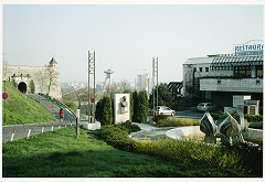 Illah van Oijen – Human Landscape: Bratislava, Námestie A. Dubčeka 