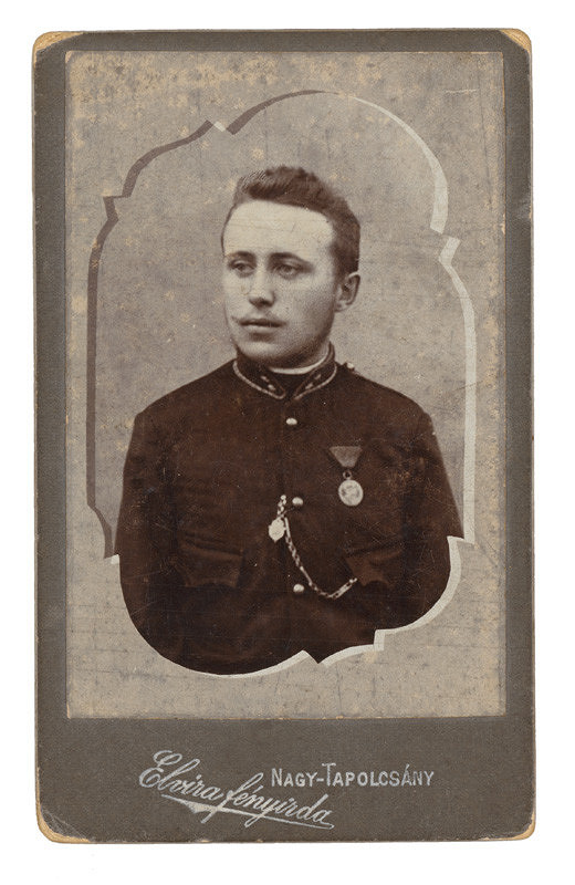 Ateliér Elvíra – Portrét mladého vojaka 