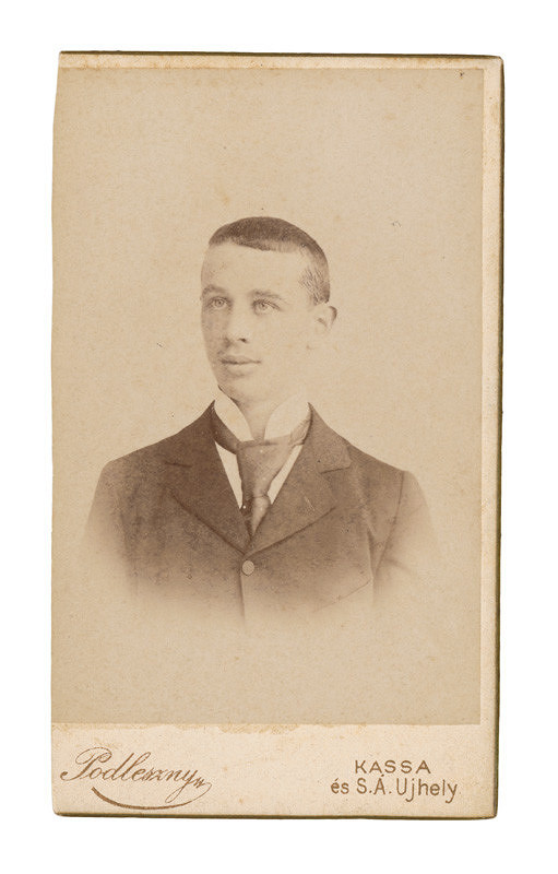 András Podleszny – Portrét muža 