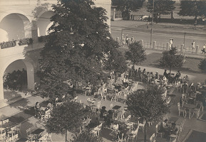 Eugen Žunko – Letná kaviareň 