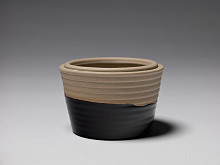 Simona Janišová – Anachronik. Svietnik Vanguard 