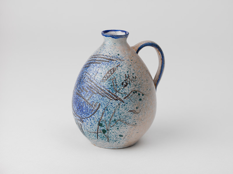 Julie Horová-Kováčiková: Džbánik, 1959, glazovaná terakota, Slovenská národná galéria