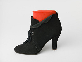 Ján Čalovka – Dámska obuv - kozačka 