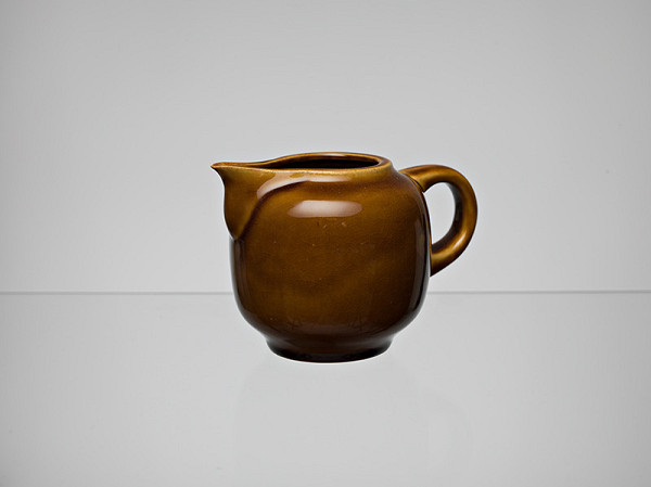 Eugénia McLean Lugsová ml. – Čajová súprava - mliečnik 