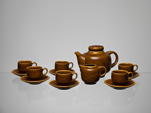 Eugénia McLean Lugsová ml. – Čajová súprava  