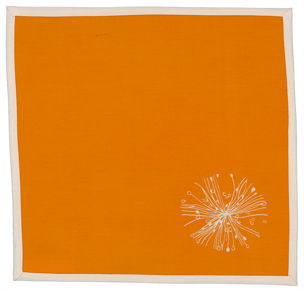 Slávka Pecháčková – Obrúsok s motívom „Cibuľový kvet“ 