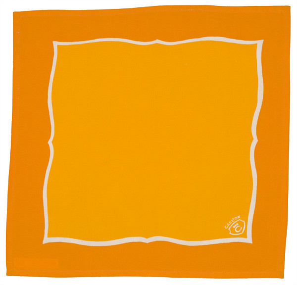 Slávka Pecháčková – Obrus s logom Carlton (žltohnedý) 