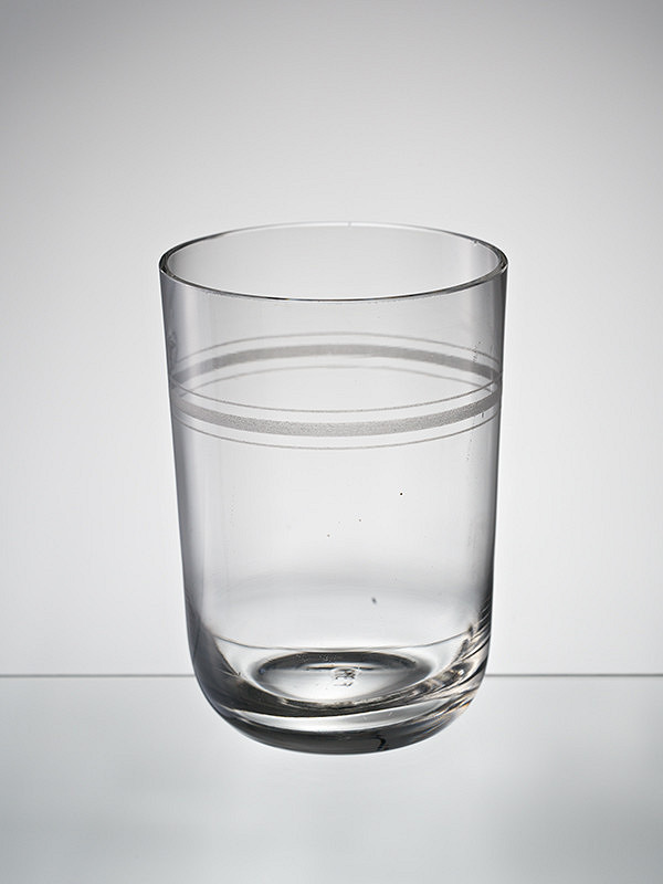 Slovenský sklár zo začiatku 20. storočia – Pohár na vodu 