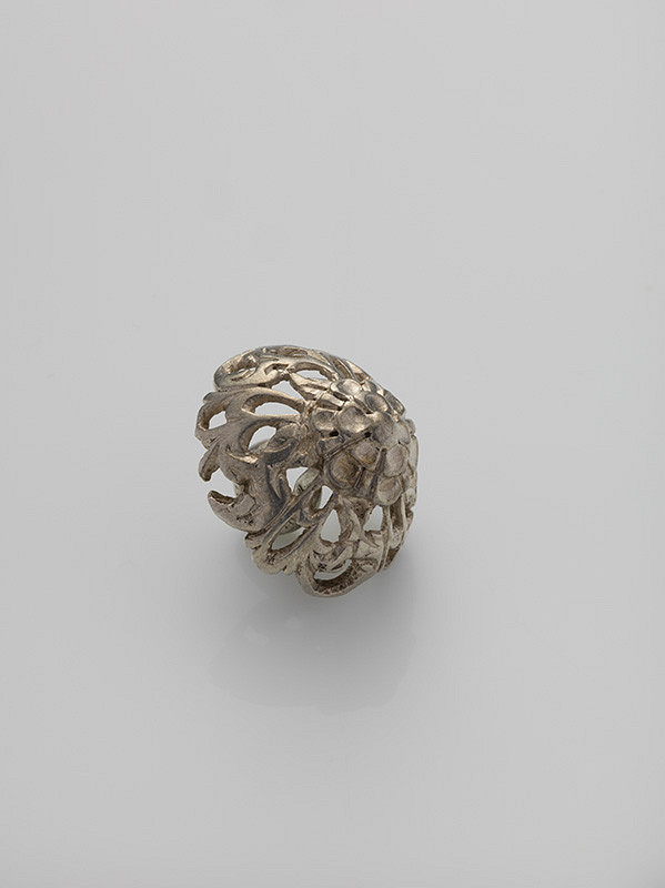 Rakúsko-Uhorský zlatník z 18. storočia – Gombík, fragment 