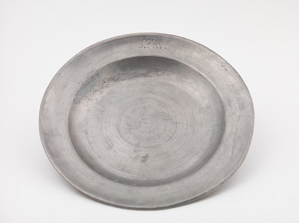 Stredoeurópsky majster z 18. storočia – Tanier 