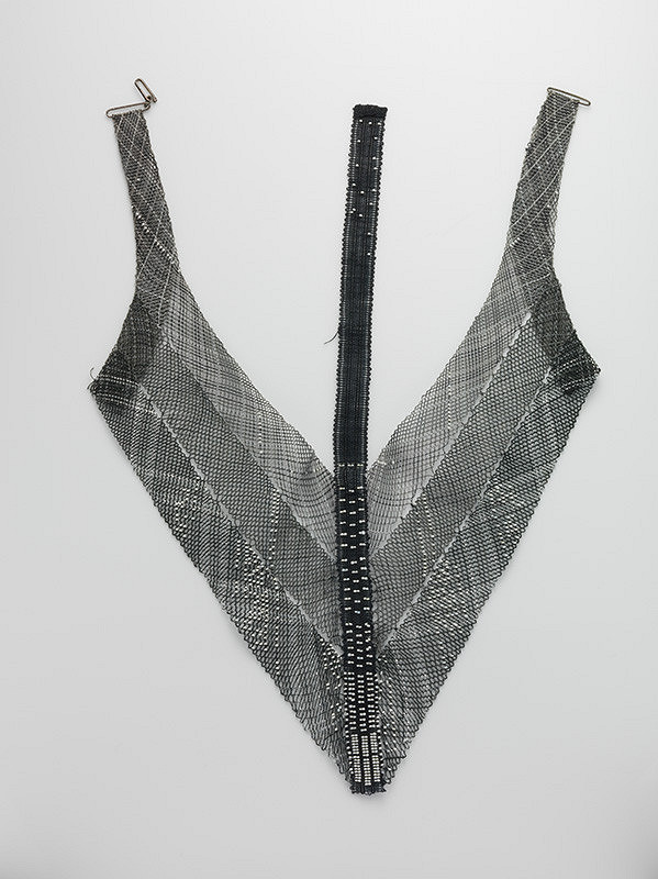 Silvia Fedorová – Náhrdelník čierno-biely 