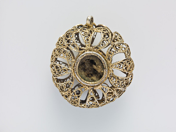 Rakúsko-Uhorský zlatník z 19. storočia – Púťový medailón  