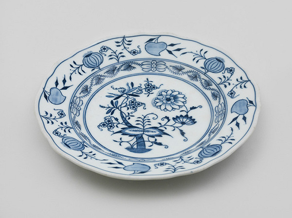 Meissner Ofen- und Porzellanfabrik v Dubí – Tanierik dezertný 