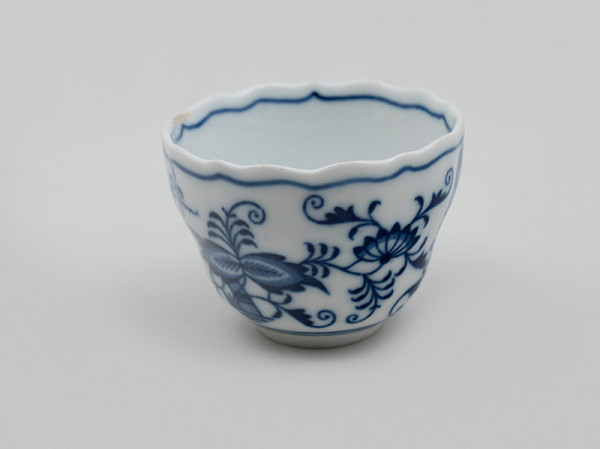 Meissner Ofen- und Porzellanfabrik v Dubí – Mokka šálka 