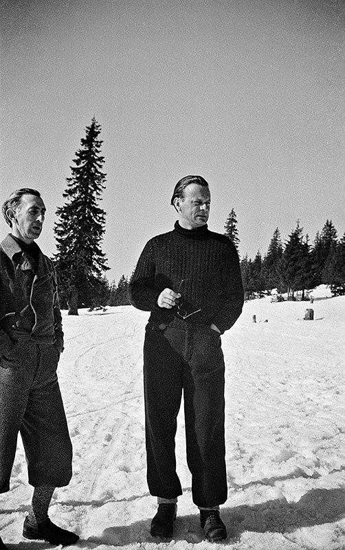 Miloš Alexander Bazovský – Two men in sportswear