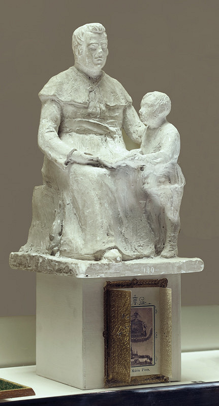 Helena Mandičová – Návrh na pomník Alexandra Duchnoviča 