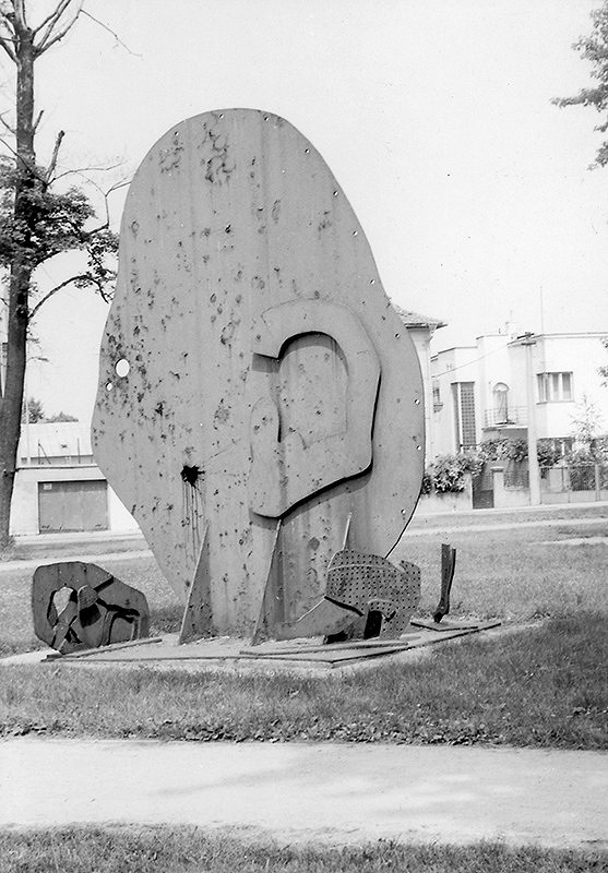 Ján Hendrych – Bez názvu (odstránené dielo) 