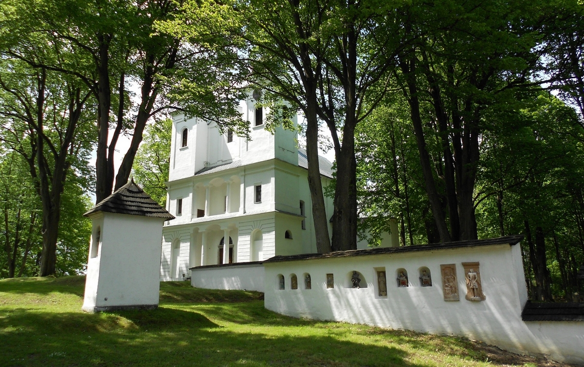 Slanický ostrov umenia, kostol Povýšenia sv. Kríža