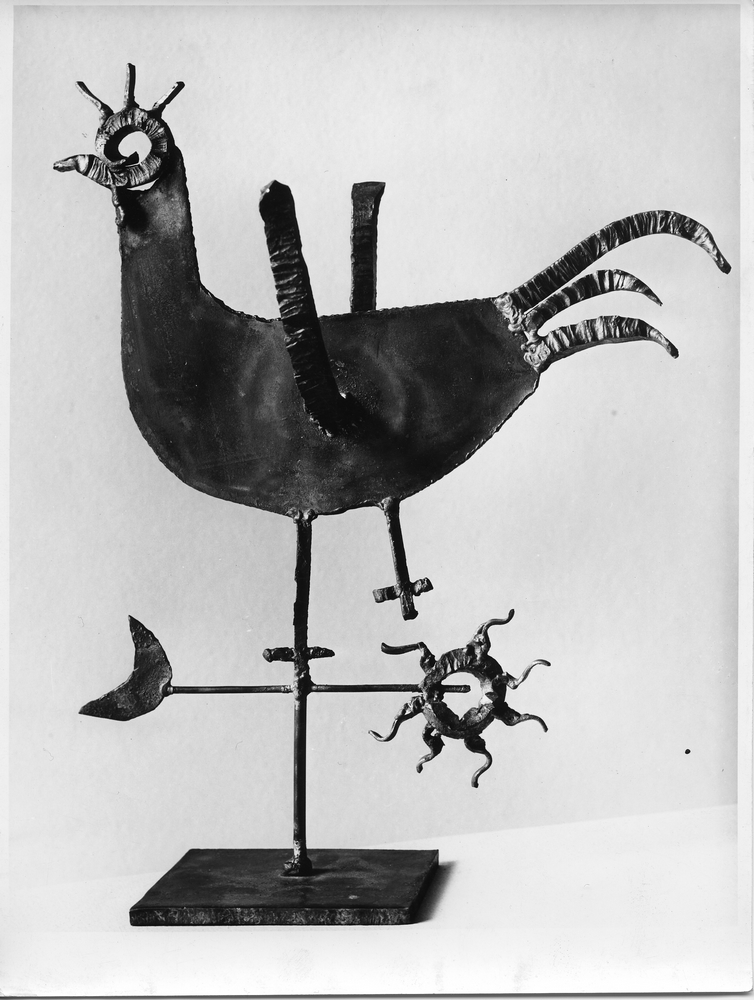 Erna Masarovičová - Kohút, 1967. Kovový zváraný dekoračný prvok pre Kolibu. Foto: Archív Erny Masarovičovej